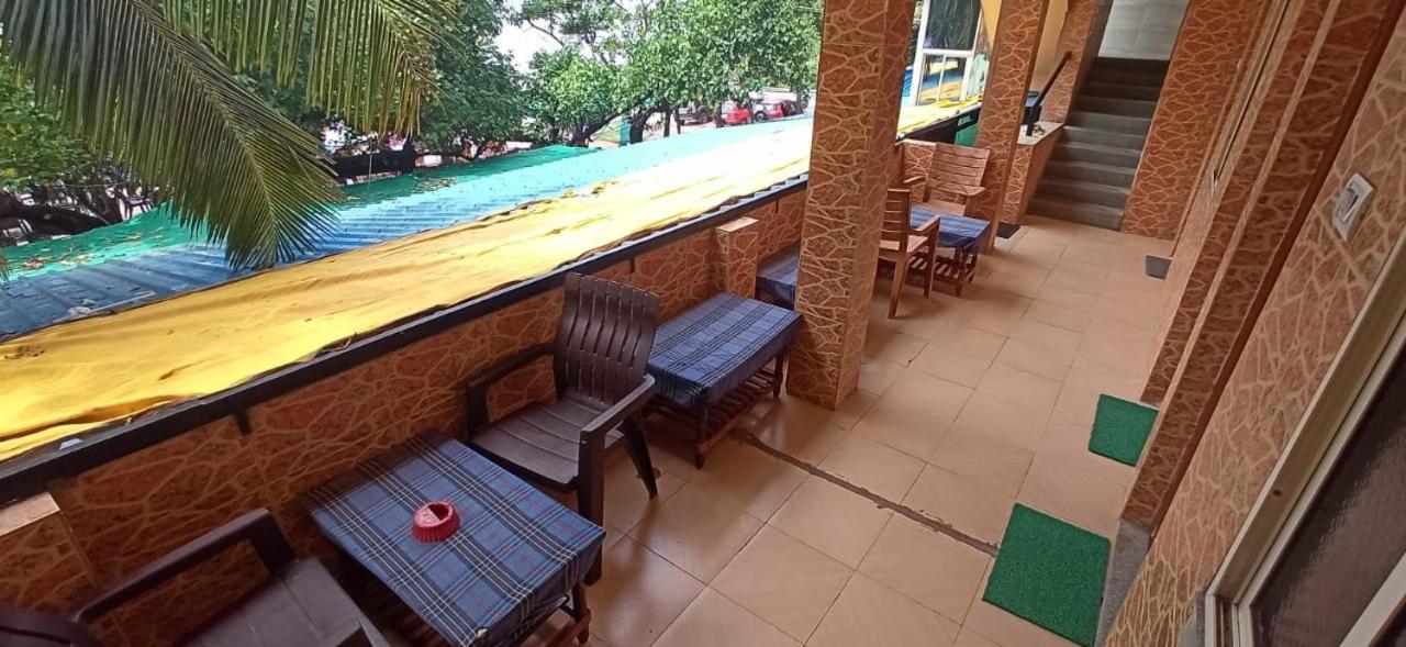 21Coconuts Inn Арамболь Экстерьер фото